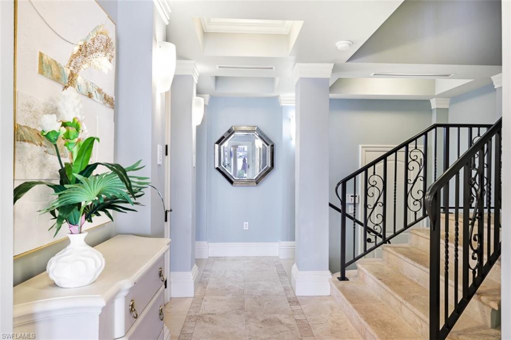 VISTA ROYALE - Residential