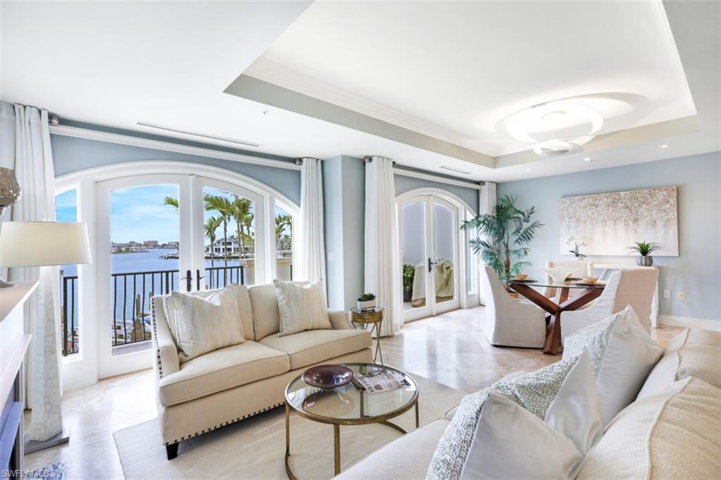 VISTA ROYALE - Residential