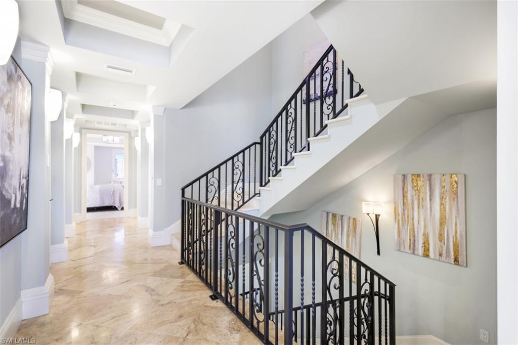 VISTA ROYALE - Residential