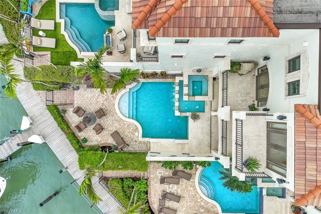 VISTA ROYALE - Residential