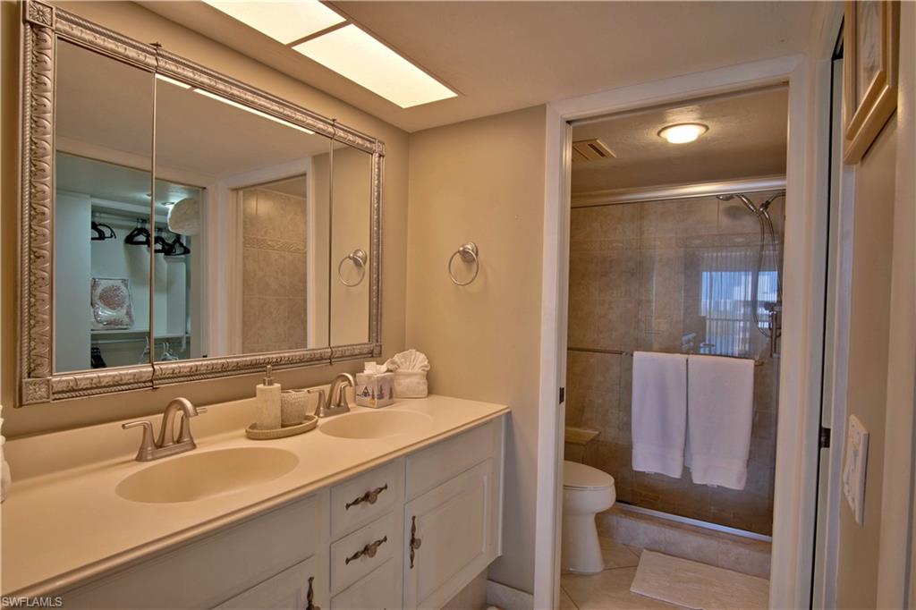 VANDERBILT SURF COLONY - Residential