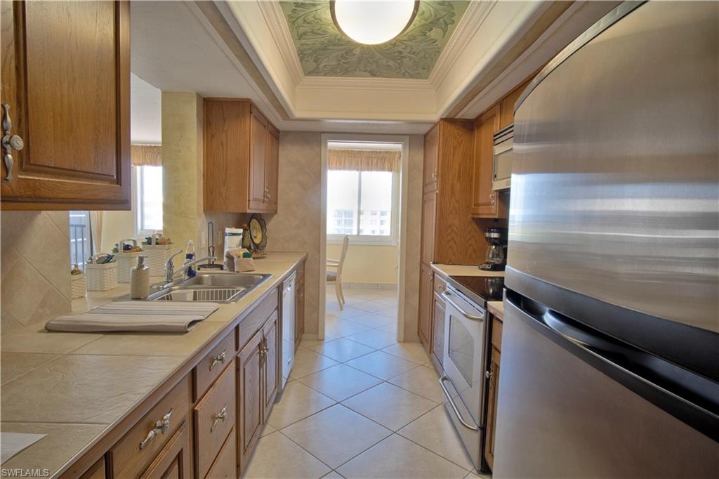 VANDERBILT SURF COLONY - Residential