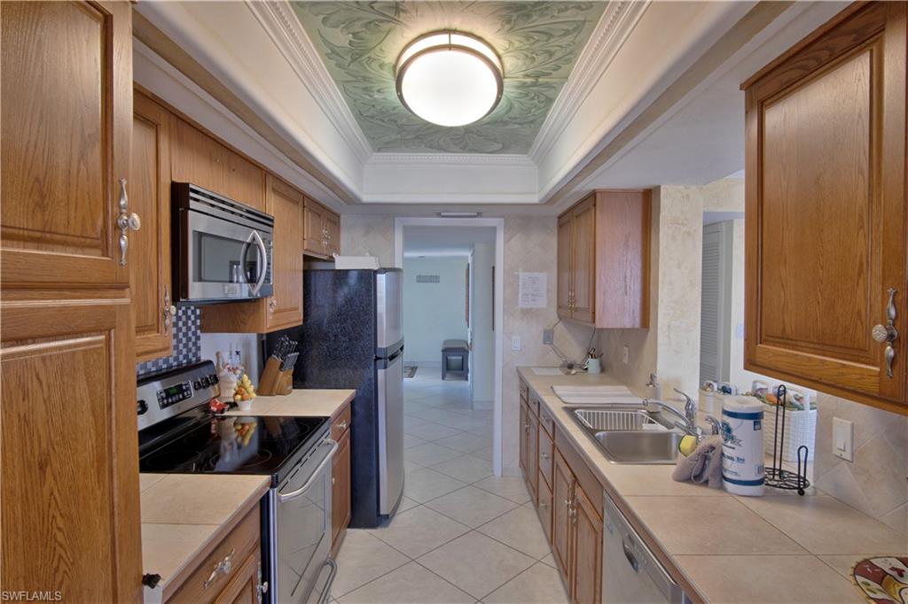 VANDERBILT SURF COLONY - Residential