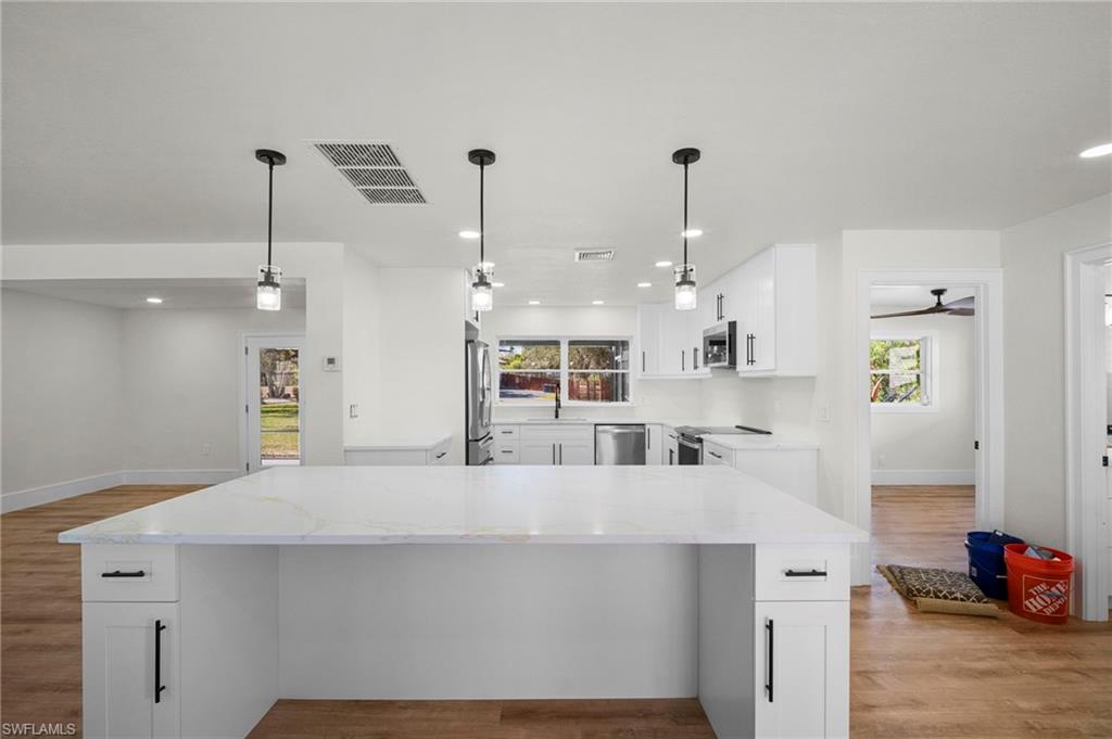 TAMIAMI TERRACE - Residential