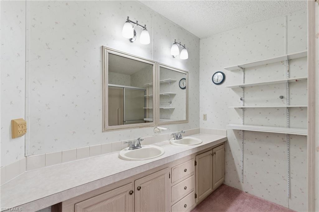 PINE ISLAND VILLAS - Residential