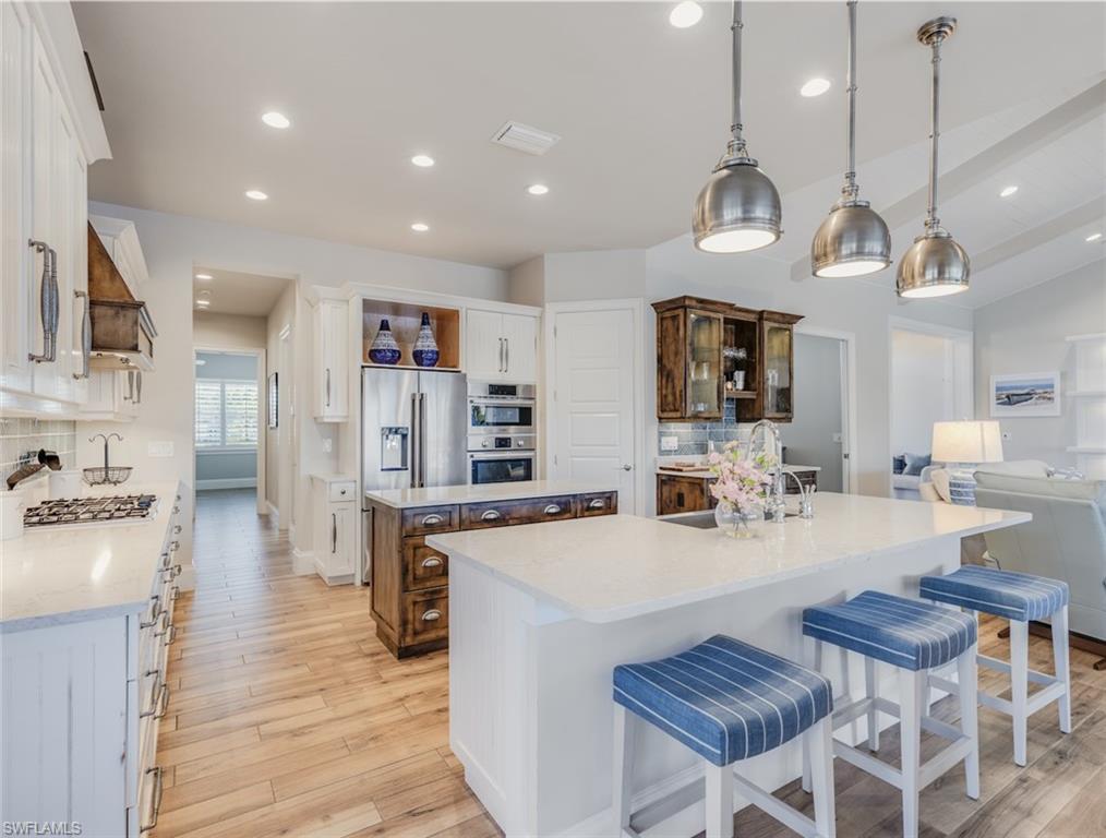 TOWN AND RIVER - Residential