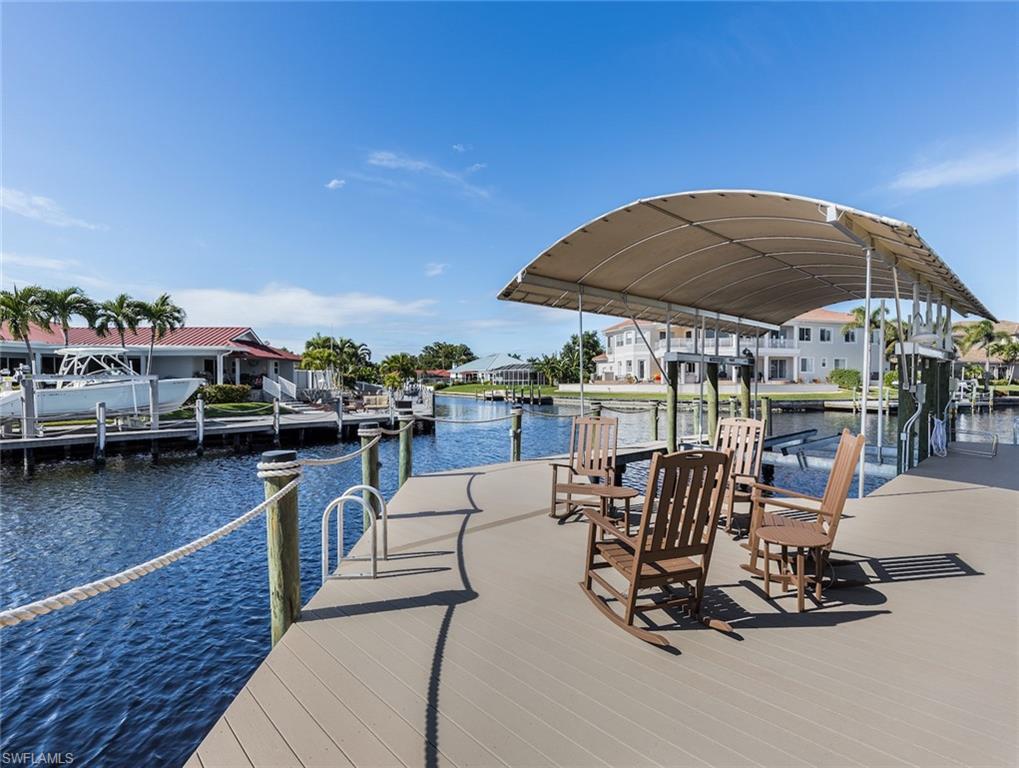 TOWN AND RIVER - Residential