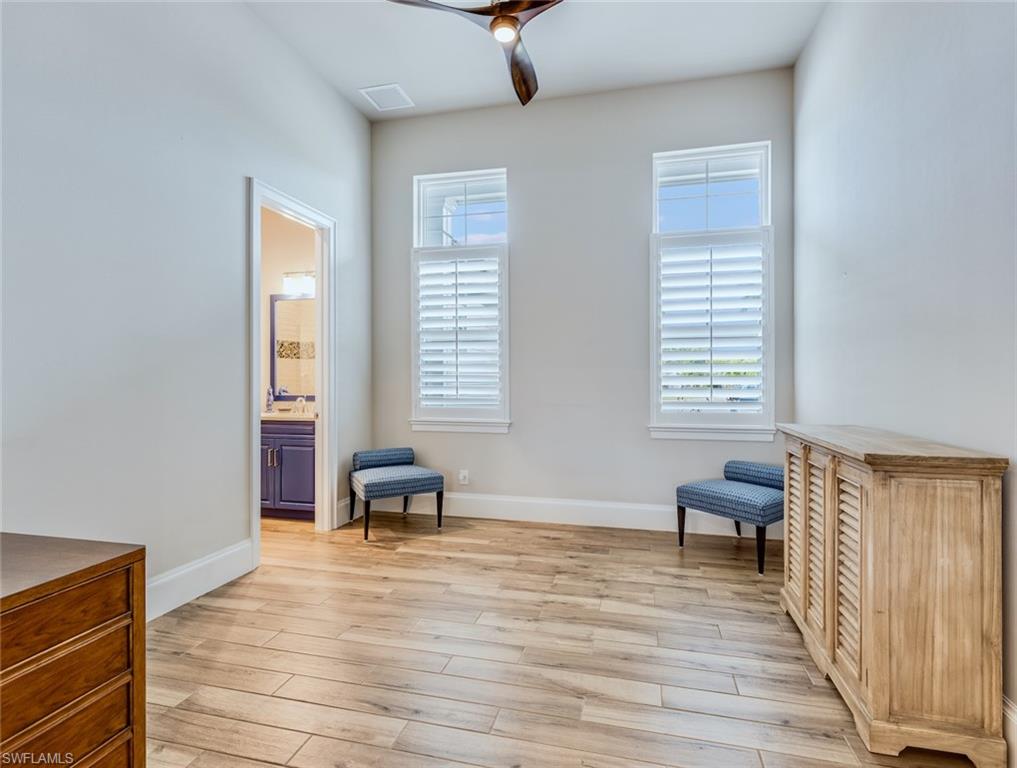 TOWN AND RIVER - Residential