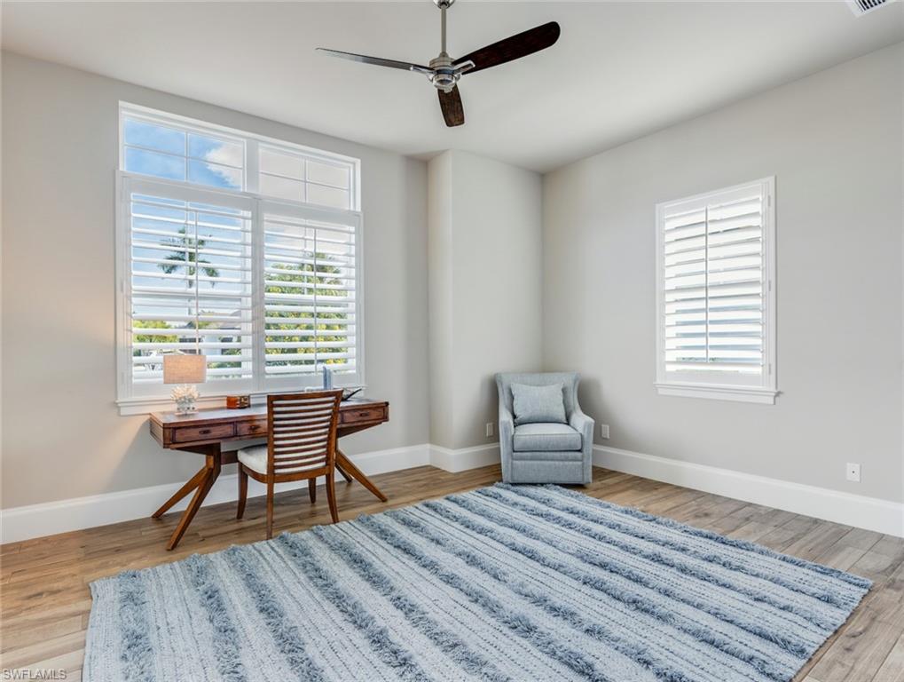 TOWN AND RIVER - Residential