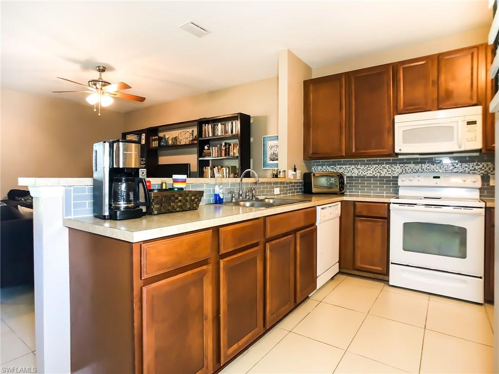 TOWNHOMES OF SAN SIMEON - Residential