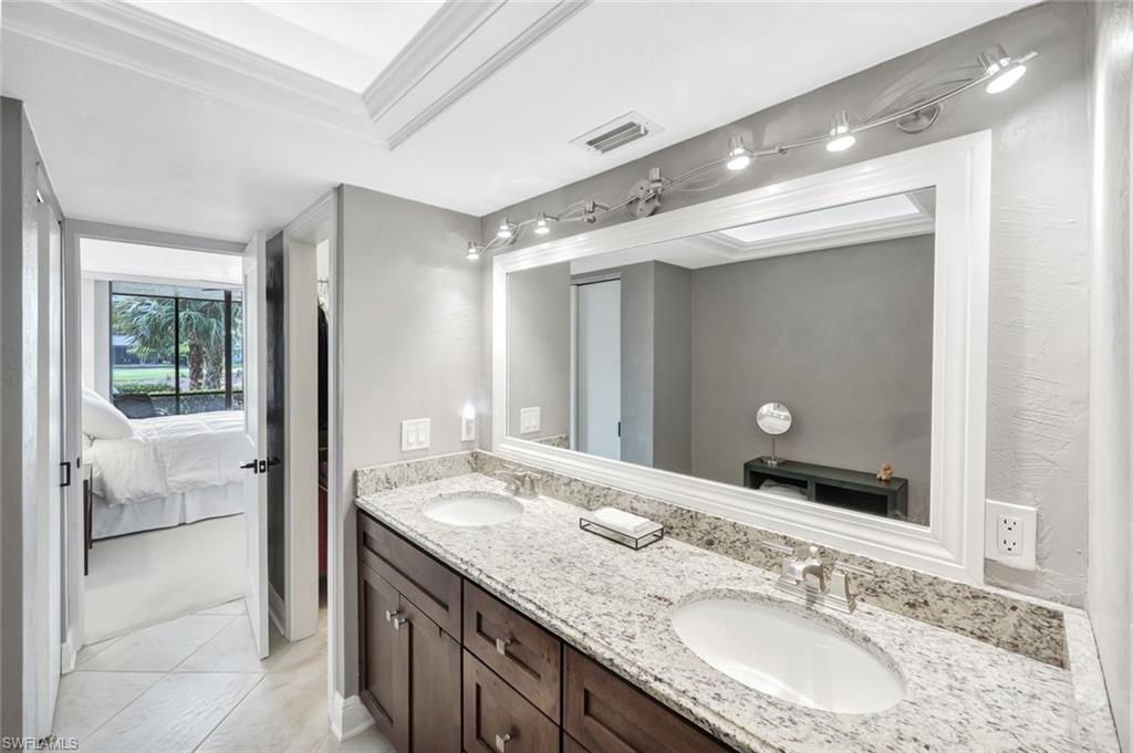 DOVE HOLLOW - Residential