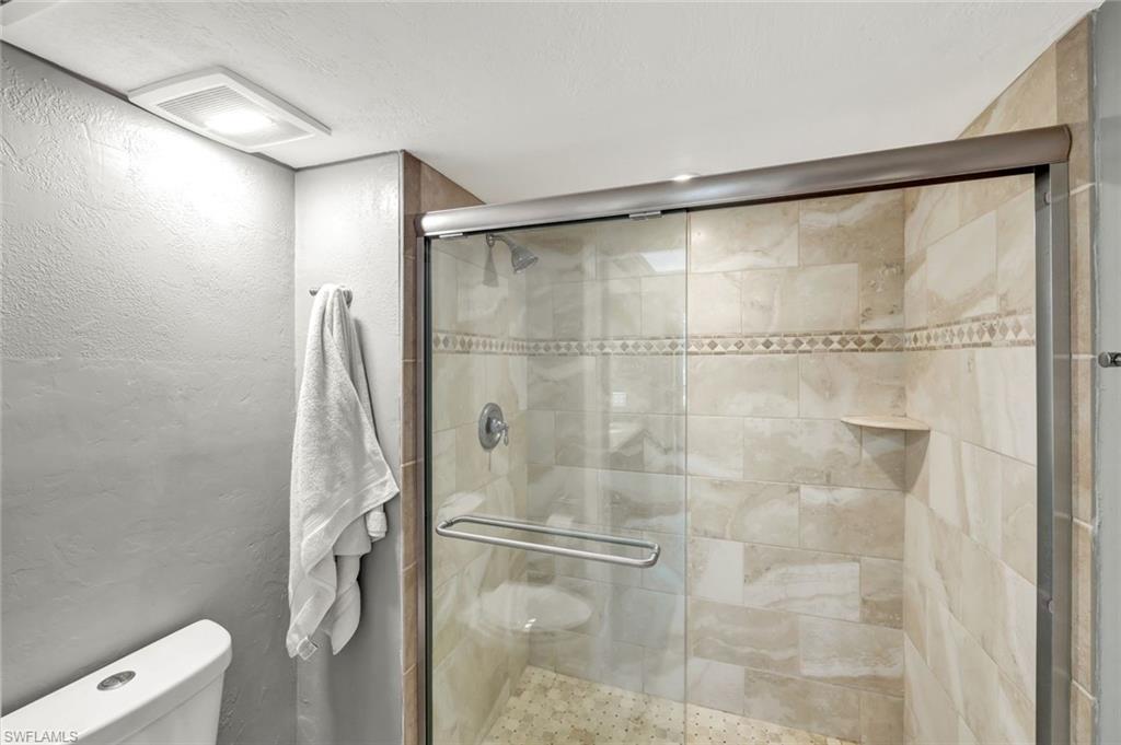 DOVE HOLLOW - Residential