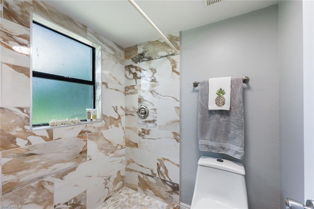 PARKSIDE CONDO - Residential