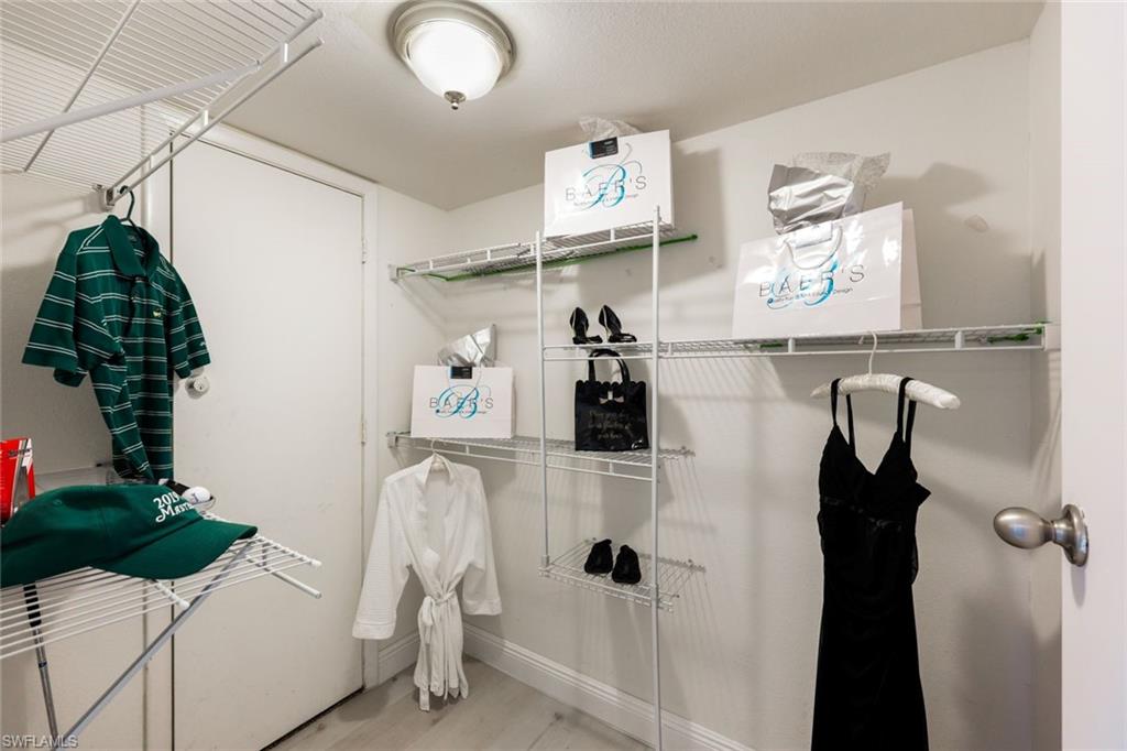 PARKSIDE CONDO - Residential