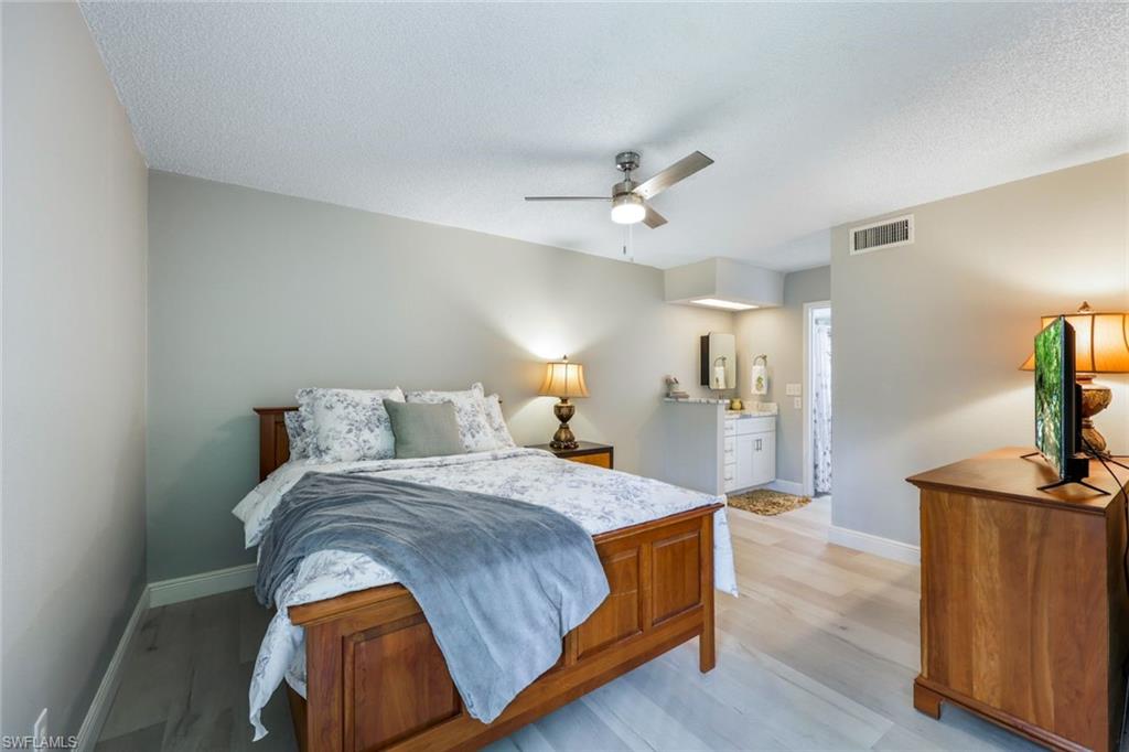 PARKSIDE CONDO - Residential