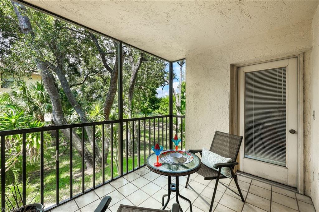 PARKSIDE CONDO - Residential