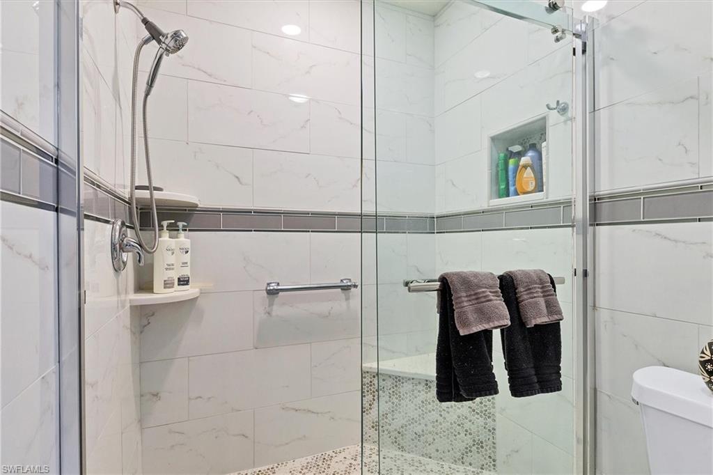 BOCA LAGO - Residential