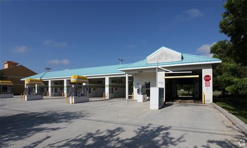 4628 Chiquita BLVD S CAPE CORAL FL 33914