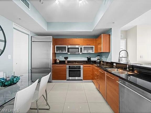 OASIS OF FORT MYERS - Residential Lease