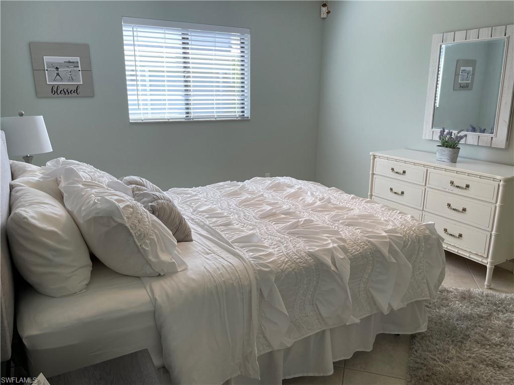 FORT MYERS SHORES - Residential