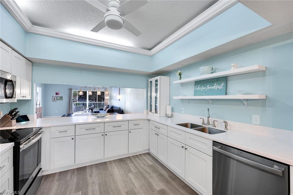 6030 Chardonnay LN 203
