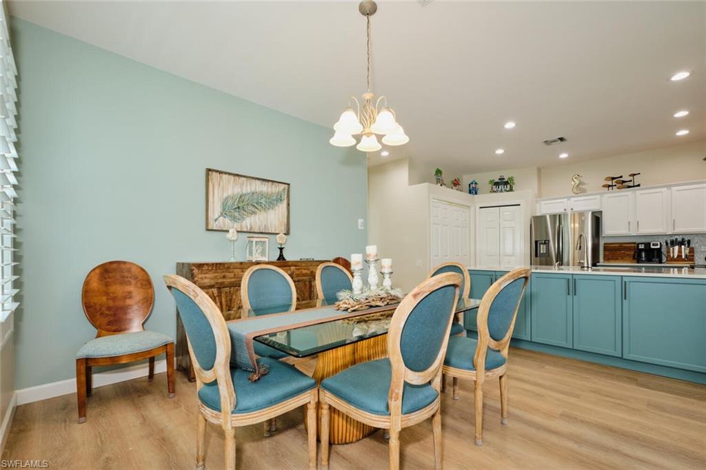 SOMMERSET VILLAS - Residential