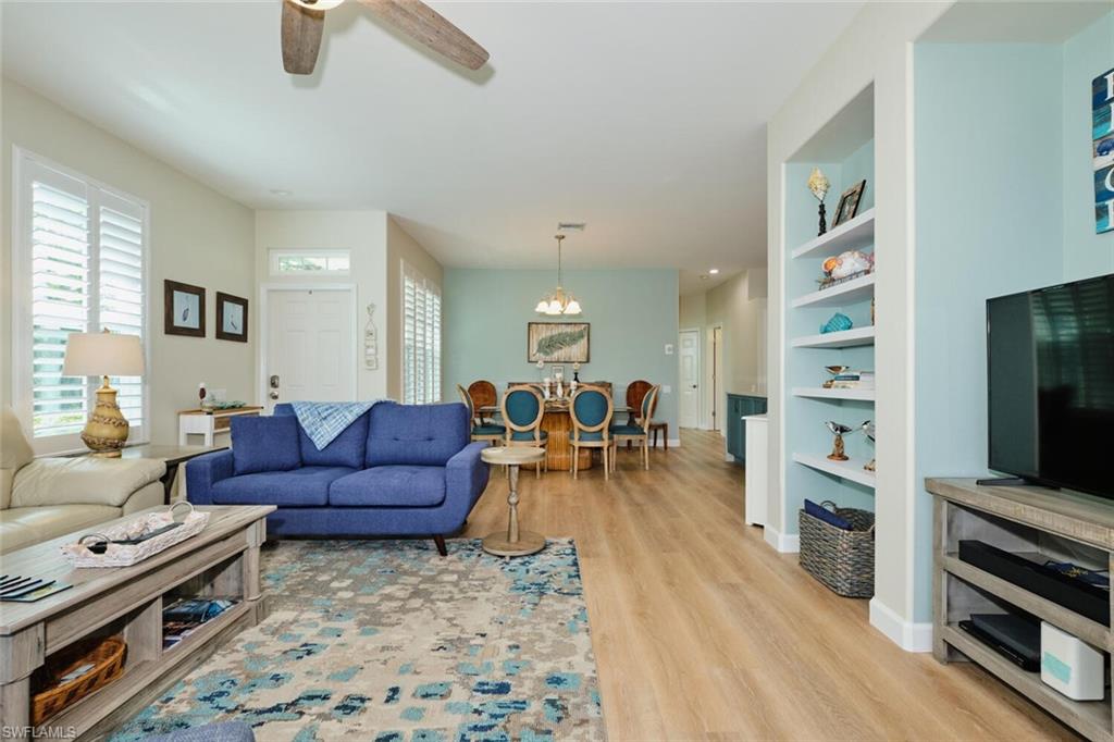 SOMMERSET VILLAS - Residential