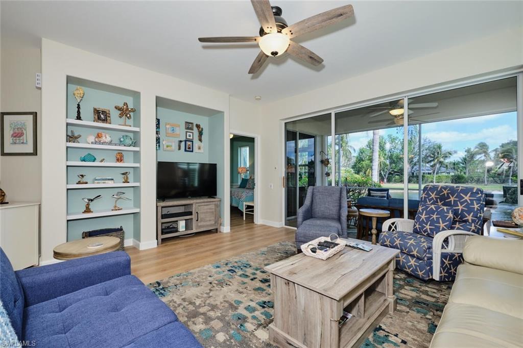 SOMMERSET VILLAS - Residential