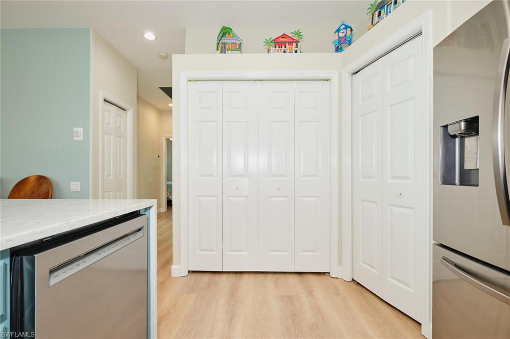 SOMMERSET VILLAS - Residential