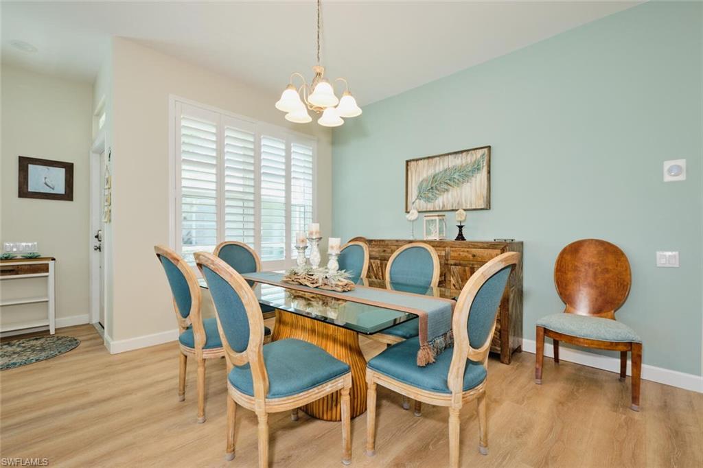 SOMMERSET VILLAS - Residential