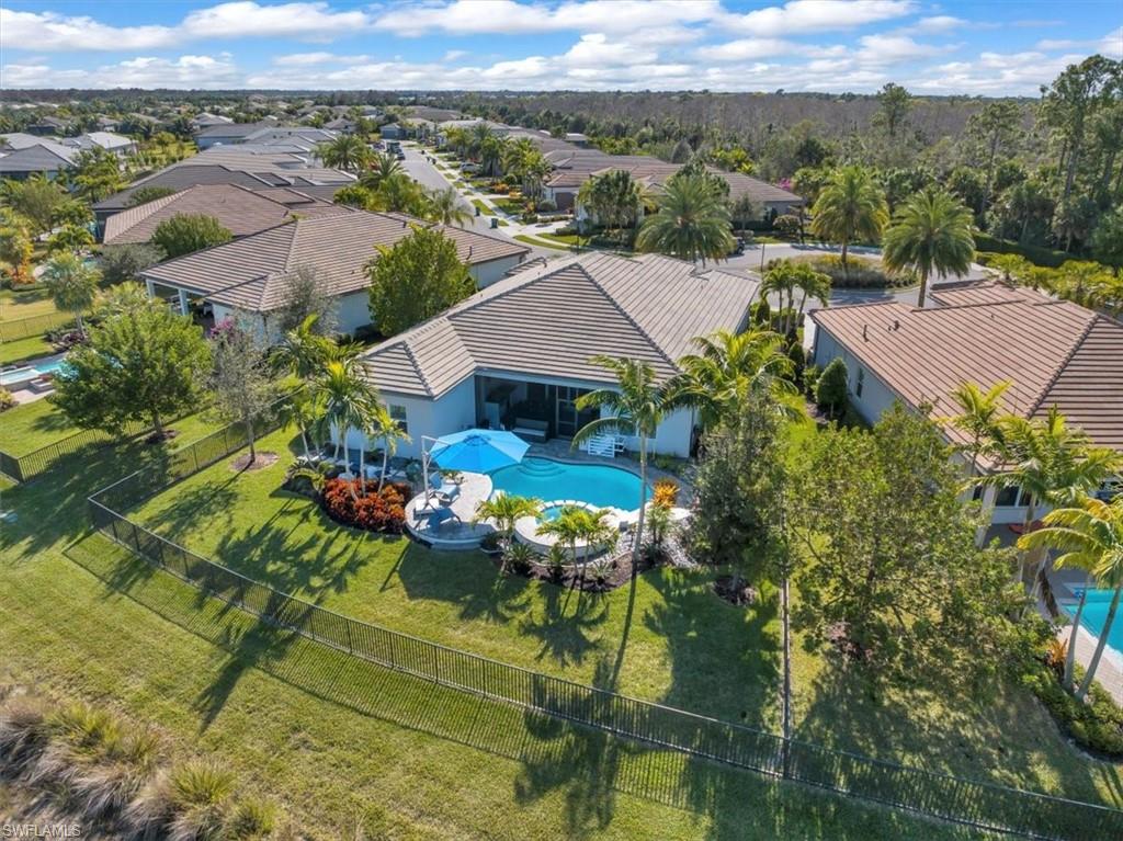 VALENCIA TRAILS - Residential