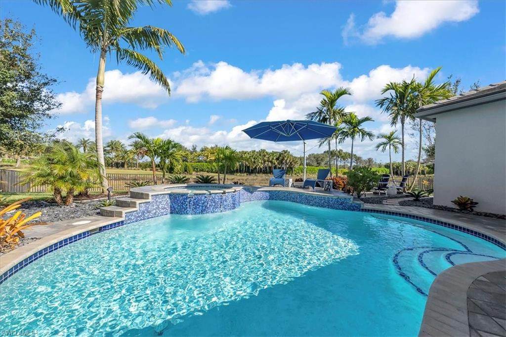 VALENCIA TRAILS - Residential