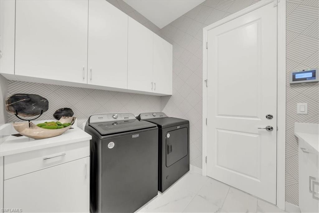 VALENCIA TRAILS - Residential