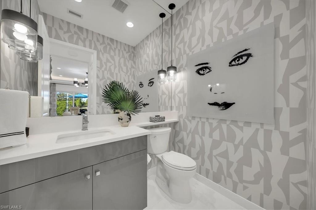 VALENCIA TRAILS - Residential