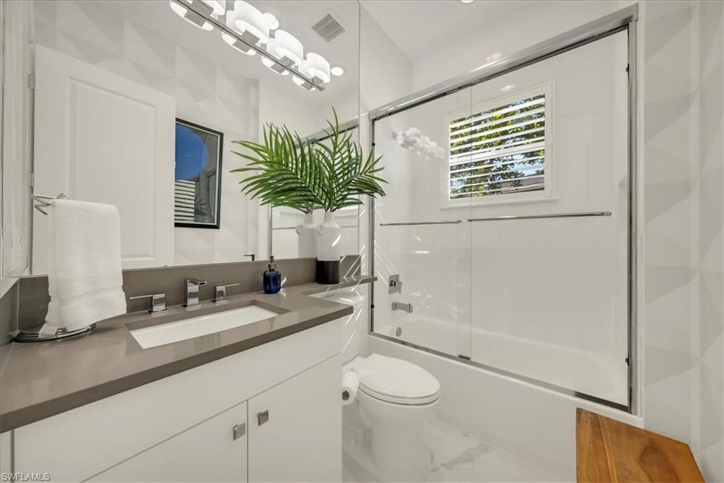 VALENCIA TRAILS - Residential