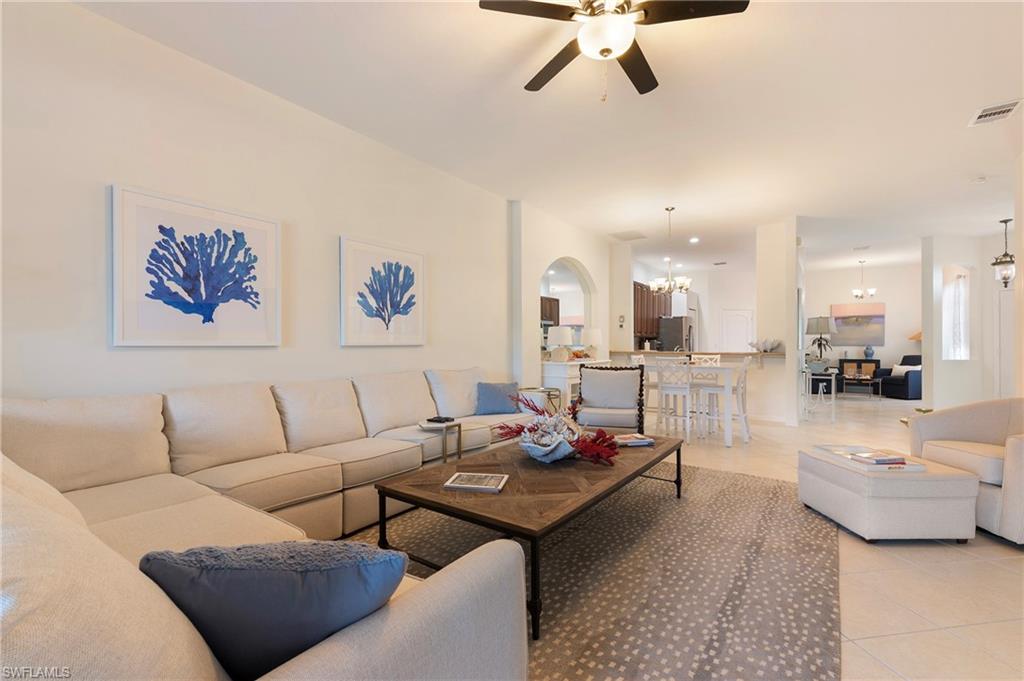 HIGHLAND WOODS VILLAS - Residential