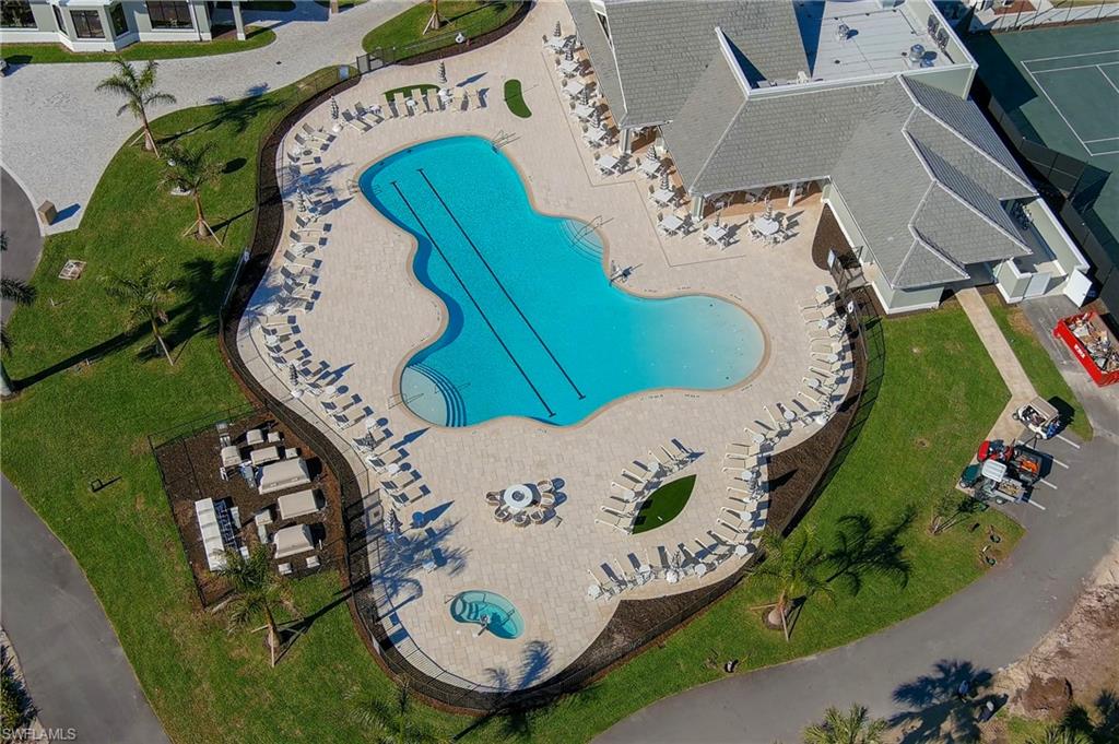 HIGHLAND WOODS VILLAS - Residential