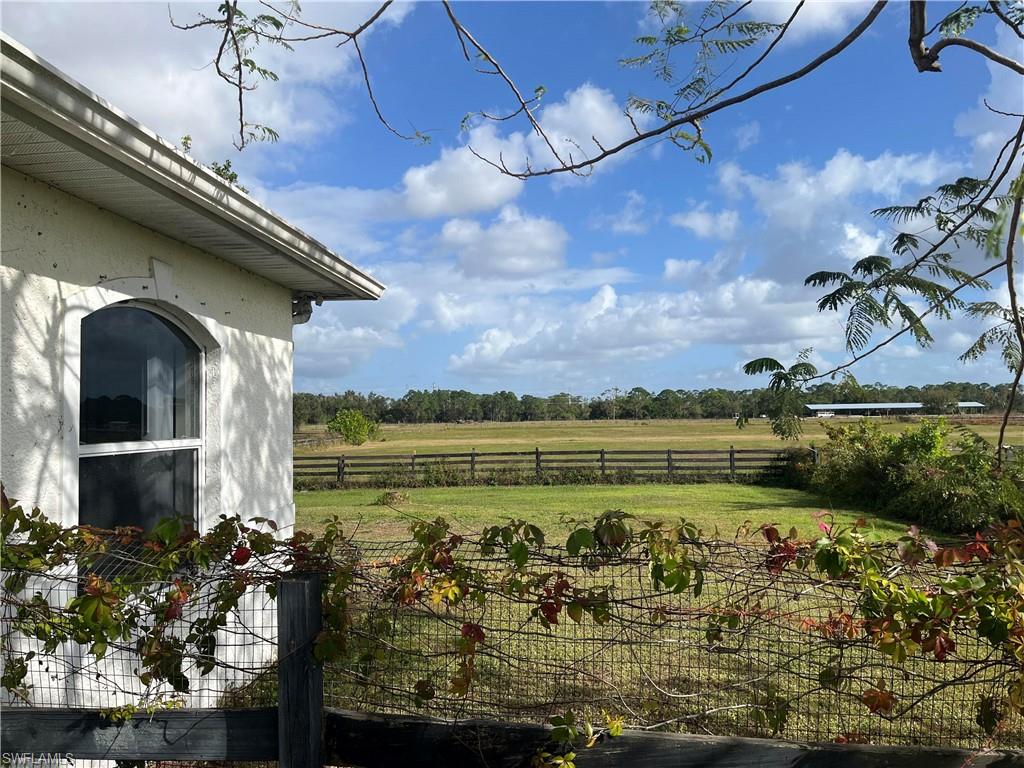 ACREAGE - Residential