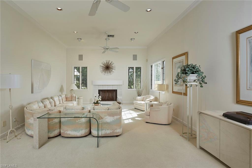 VALLEY OAK - Residential