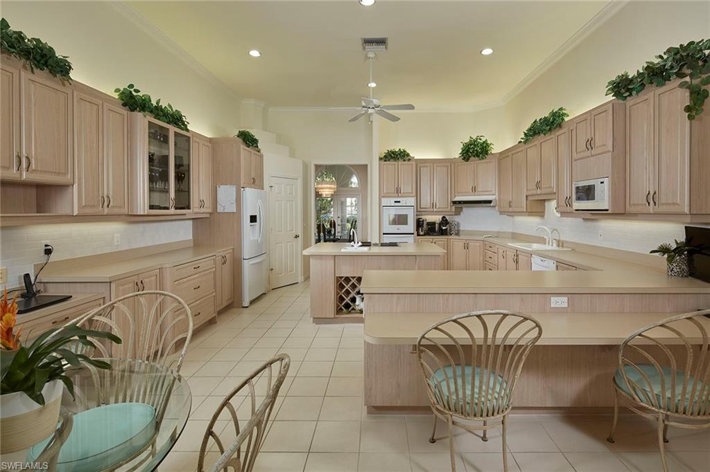 VALLEY OAK - Residential