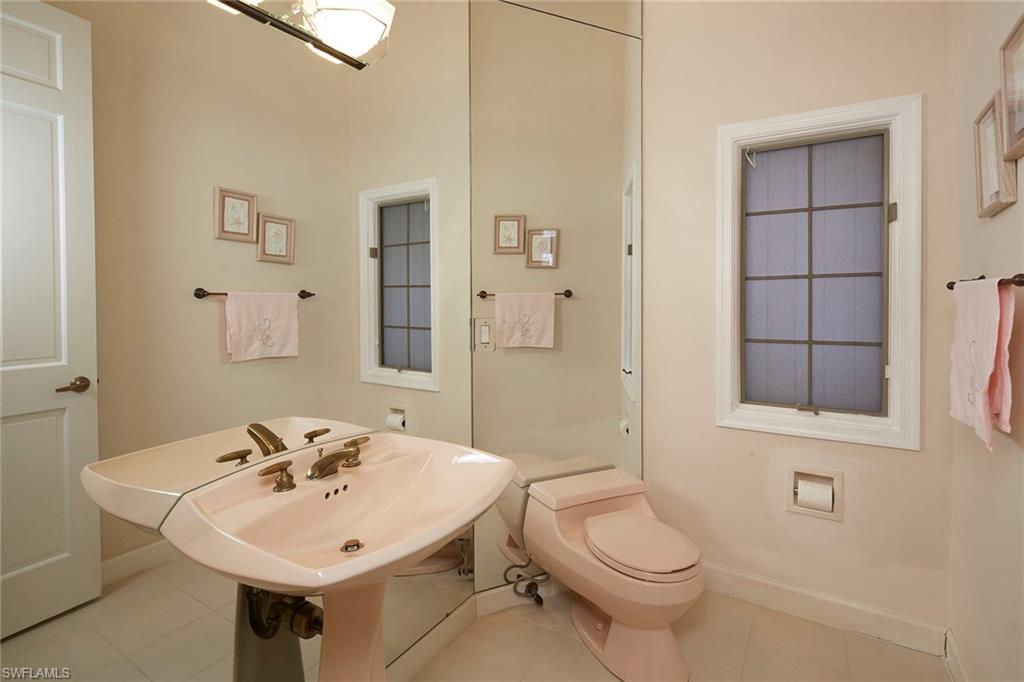 VALLEY OAK - Residential