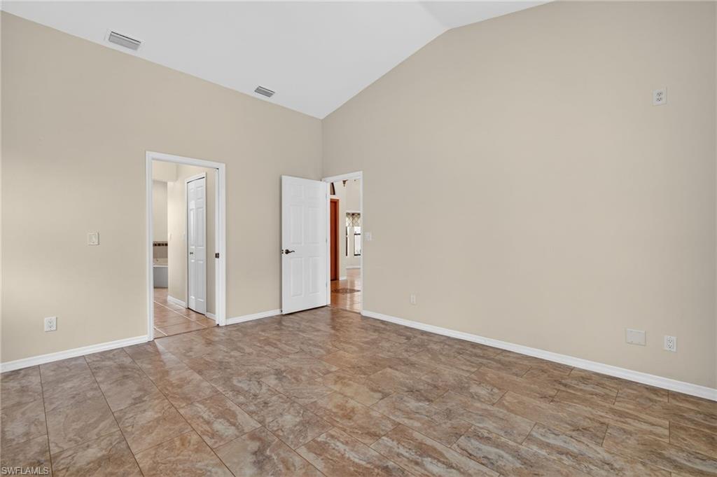 CAPE CORAL - Residential