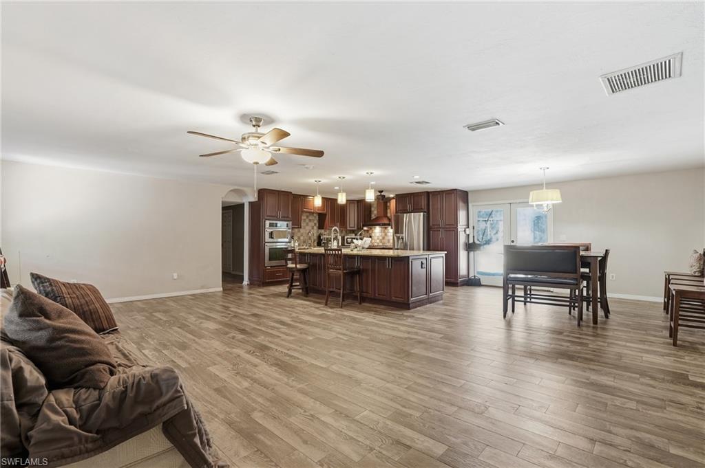 GOLDEN GATE ESTATES - Residential