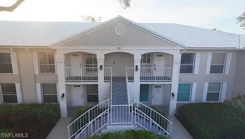 821 Gulf Pavilion Dr Unit 204, Naples, FL 34108 - #: 225021664