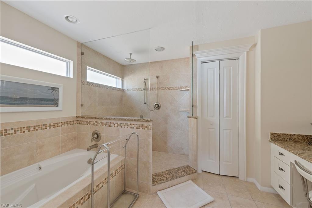 BONITA BEACH - Residential