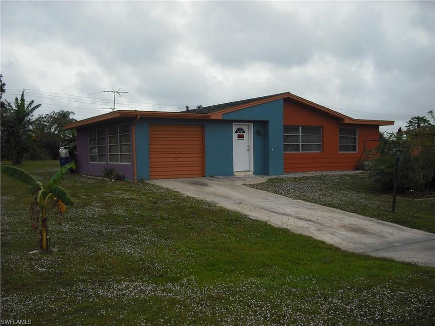 Location of this 2 bedroom/2 bath home is in a well established neighborhood. Walking distance to stores, banks, restaurants, and public transportation. Home has lots of potential. Kitchen has upgraded cabinets. The Florida room is a great asset to this home.  A must see.