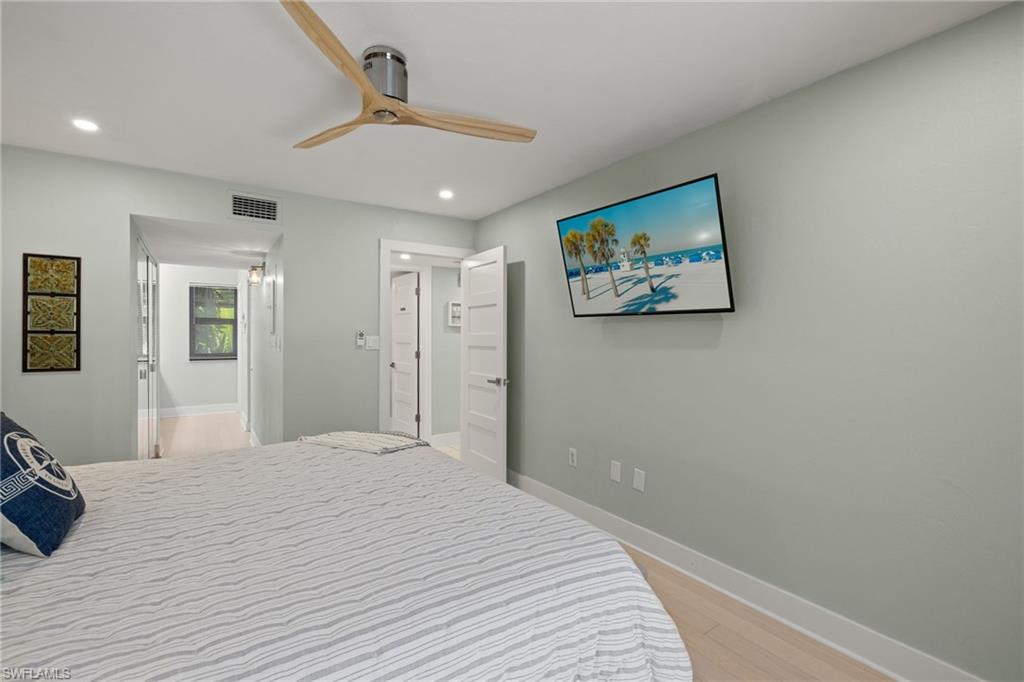 GREENWOOD VILLAGE - Residential