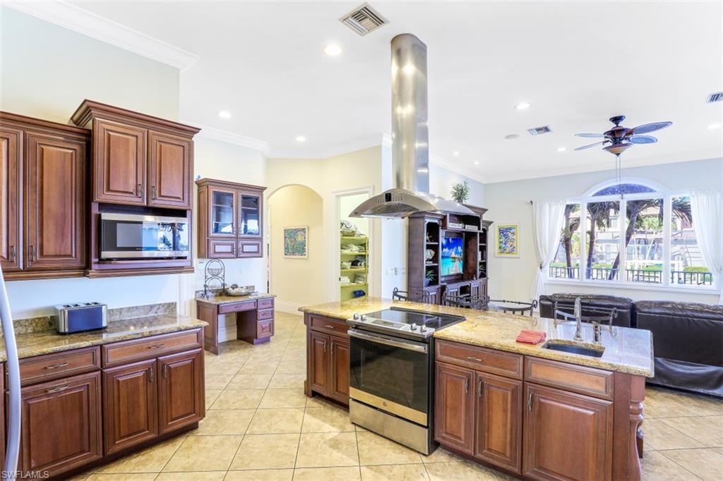 MARCO ISLAND - Residential