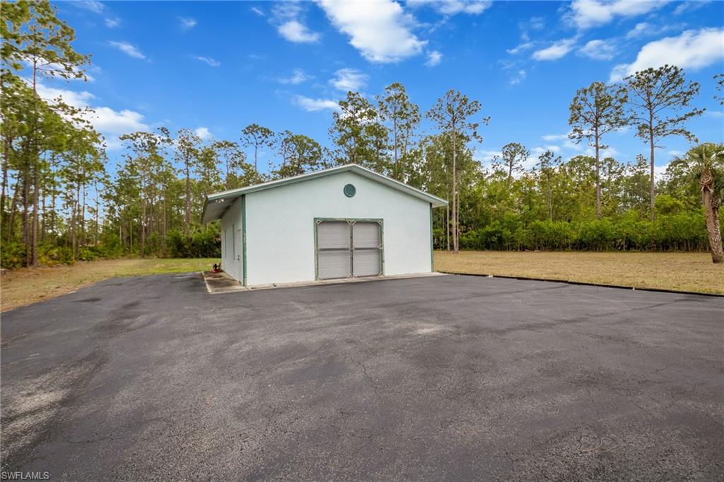 GOLDEN GATE ESTATES - Residential