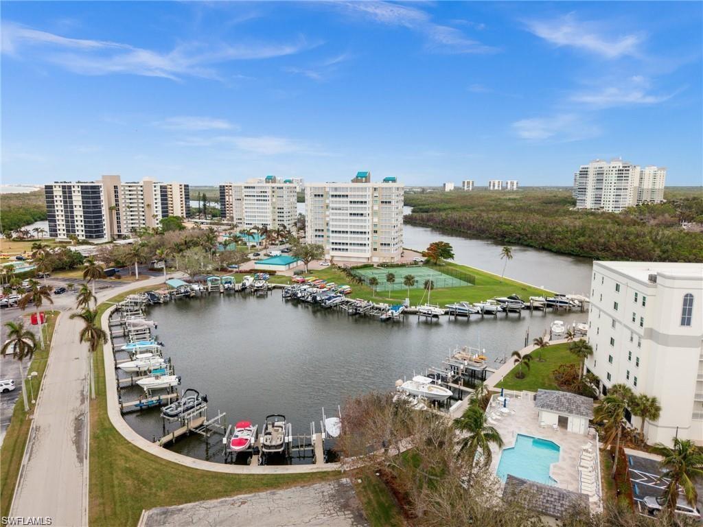 VANDERBILT SURF COLONY - Residential Lease